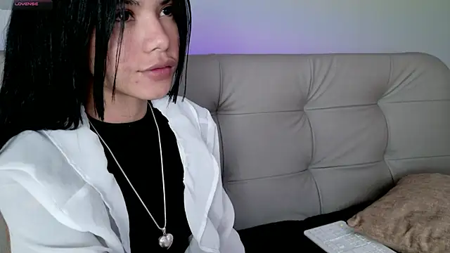 were-Naughty online show from February 7, 2025, 4:46 pm