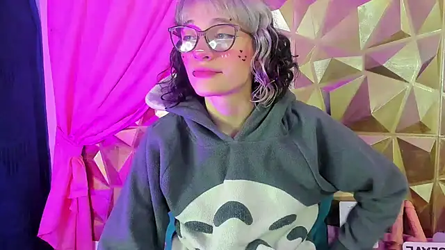 neeko princes online show from February 2, 2025, 3:28 pm