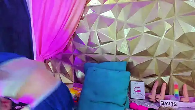 neeko princes online show from February 3, 2025, 12:36 pm