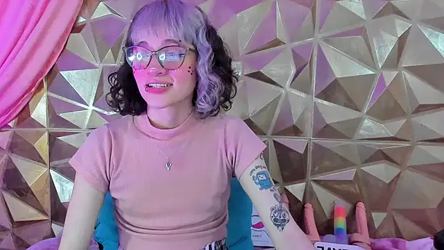 neeko princes online show from February 14, 2025, 3:26 pm