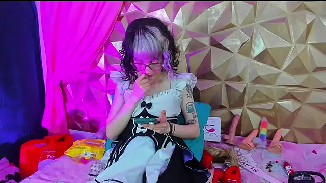 neeko princes online show from February 21, 2025, 3:10 pm