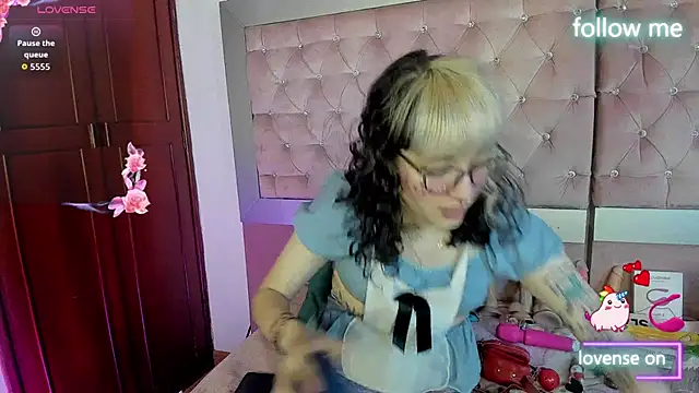 neeko princes online show from April 27, 2026, 12:36 pm