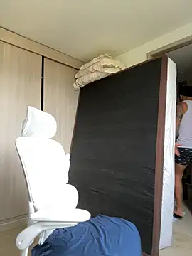 sendfer online show from October 14, 2025, 8:31 pm