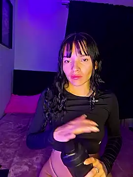 Snapshot of _shantal_smith chatting on May 3, 2026, 5:24 am shantal smith online show from May 3, 2026, 5:24 am