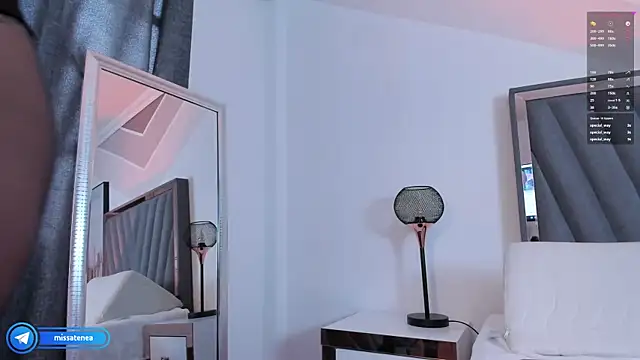 missatenea online show from January 28, 2025, 4:19 pm