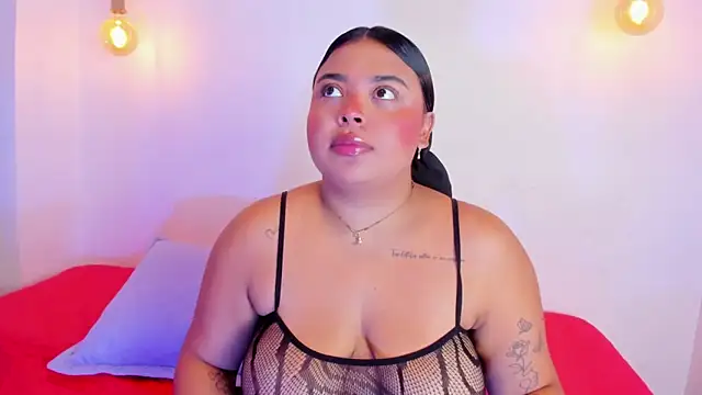 Emily cooper20 online show from February 5, 2025, 7:31 pm