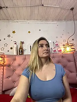 antonella87 online show from January 22, 2025, 5:48 am