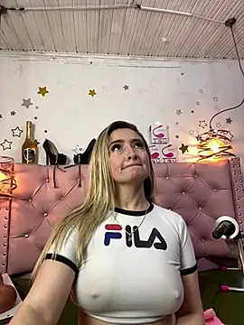 antonella87 online show from March 13, 2025, 4:05 am