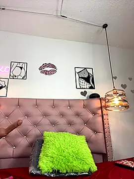 antonella87 online show from September 24, 2025, 8:34 pm