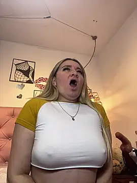 antonella87 online show from January 14, 2026, 9:42 pm