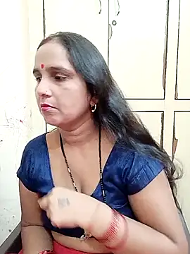 reemacouple007 online show from October 9, 2025, 4:54 am