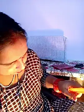 reemacouple007 online show from February 5, 2026, 7:57 am