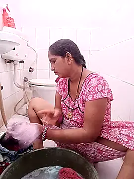 reemacouple007 online show from April 21, 2026, 3:57 am