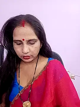 Snapshot of reemacouple007 chatting on May 7, 2026, 7:25 am reemacouple007 online show from May 7, 2026, 7:25 am
