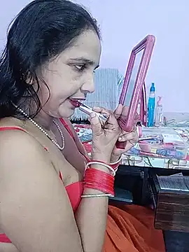 Snapshot of reemacouple007 chatting on July 1, 2026, 6:07 pm reemacouple007 online show from July 1, 2026, 6:07 pm