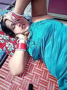 Snapshot of reemacouple007 chatting on July 18, 2026, 6:56 pm reemacouple007 online show from July 18, 2026, 6:56 pm
