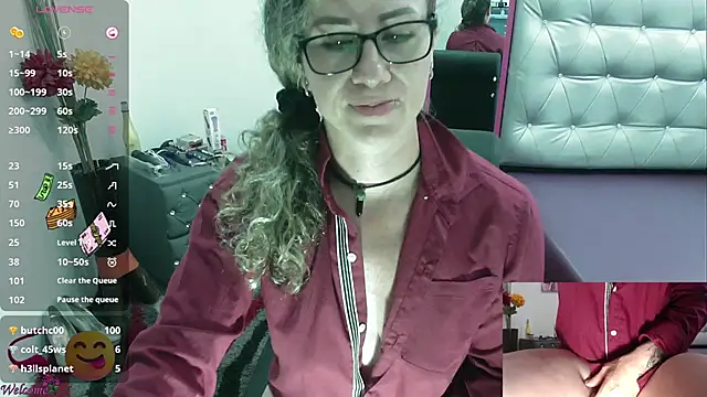 ViickySexy online show from February 11, 2025, 10:39 pm