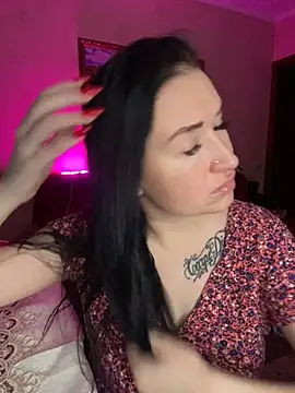 Roxana Bell online show from March 5, 2025, 6:23 pm