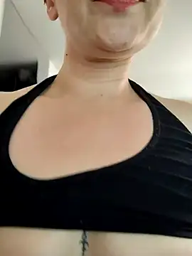 tata laima   online show from March 10, 2025, 7:18 pm