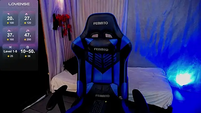 BLACKTSUKI7  online show from February 3, 2025, 8:24 pm