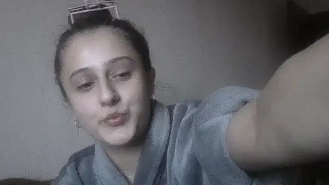 Caramel bunny online show from March 11, 2025, 12:39 pm