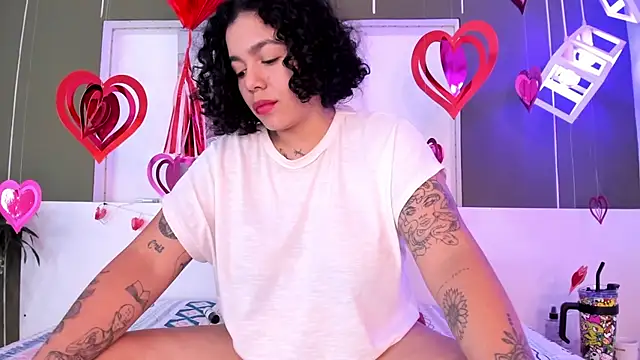 Alexxxholy online show from February 15, 2025, 8:22 pm