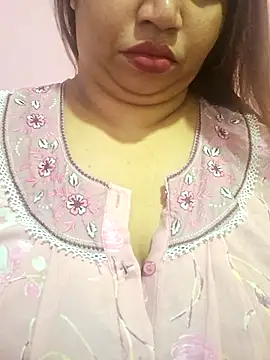 Ravina patil1 online show from April 16, 2026, 6:25 am