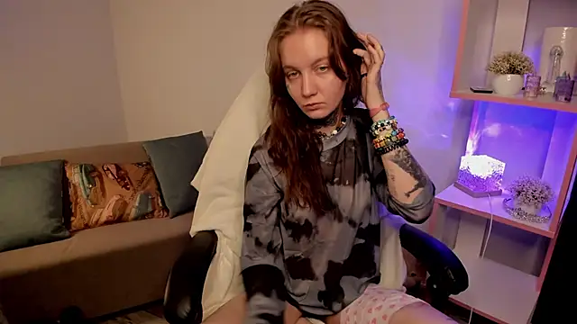 Snapshot of Mary_Xextra chatting on September 24, 2025, 12:03 am Mary Xextra online show from September 24, 2025, 12:03 am