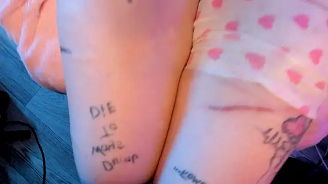 Snapshot of Mary_Xextra chatting on September 30, 2025, 12:26 am Mary Xextra online show from September 30, 2025, 12:26 am