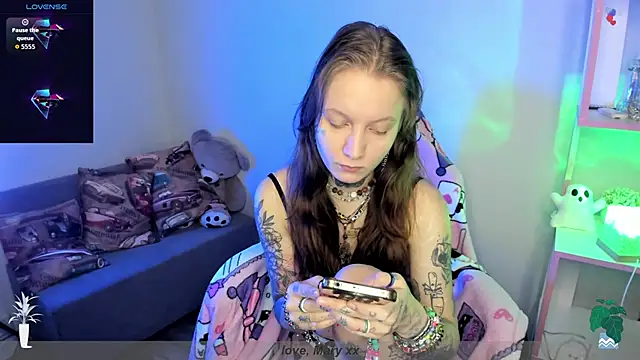 Snapshot of Mary_Xextra chatting on October 31, 2025, 1:06 am Mary Xextra online show from October 31, 2025, 1:06 am