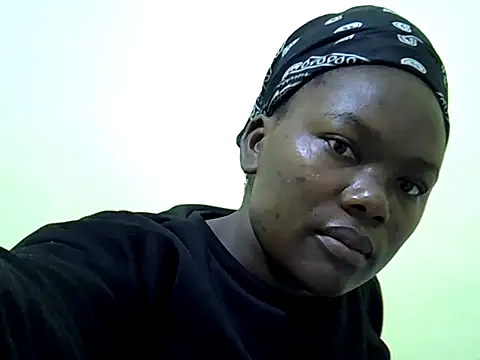 candililie online show from April 10, 2026, 12:49 am