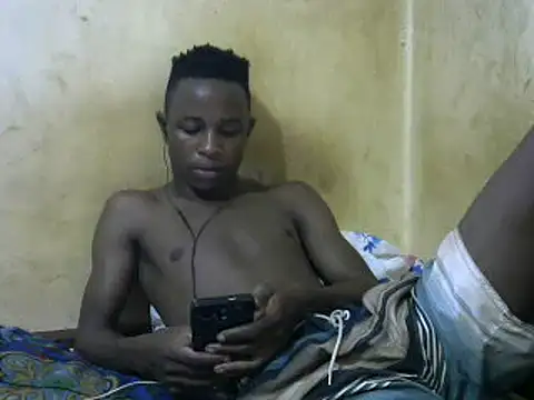 swthairydic online show from February 12, 2025, 8:06 am