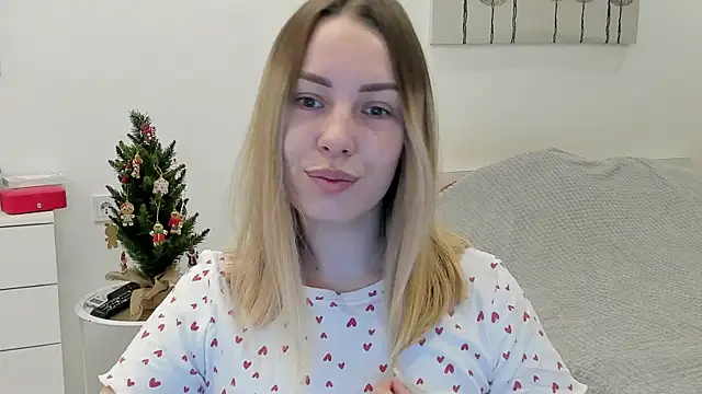 Mia shy1 online show from December 28, 2024, 8:37 am