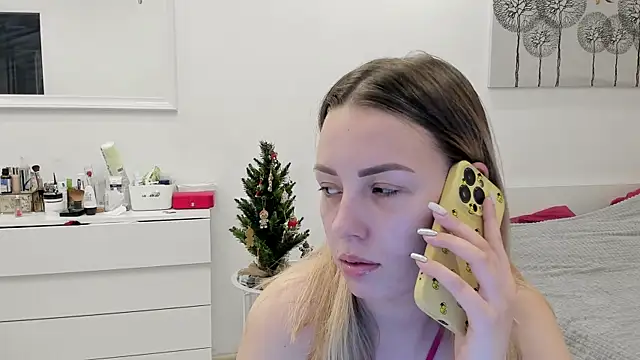 Mia shy1 online show from December 30, 2024, 7:26 am