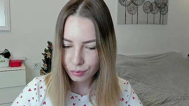 Mia shy1 online show from January 6, 2025, 7:09 am