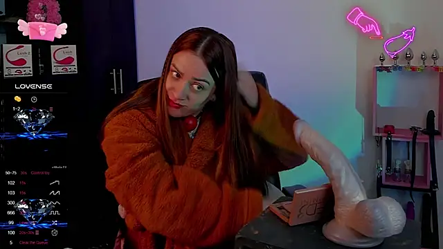 sara goodgirl13 online show from January 14, 2025, 10:12 pm