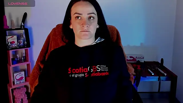 sara goodgirl13 online show from September 20, 2025, 4:52 pm