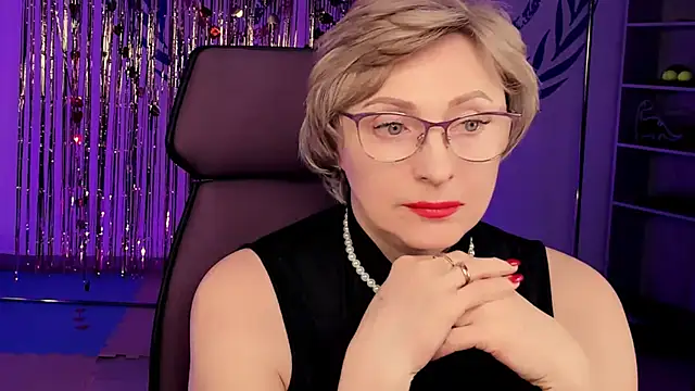 sugar vivien online show from February 22, 2025, 6:30 pm