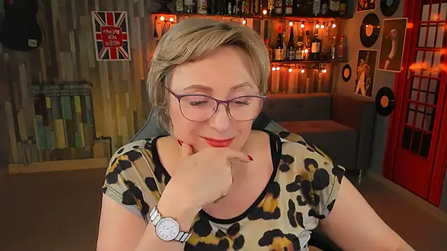 sugar vivien online show from February 27, 2025, 4:10 pm