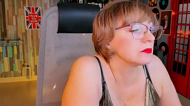 sugar vivien online show from December 3, 2025, 2:15 pm