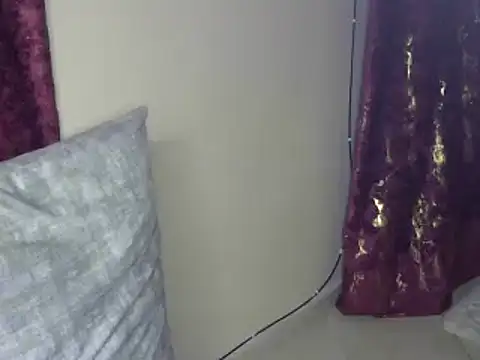 Cute princcess online show from March 6, 2025, 10:04 pm