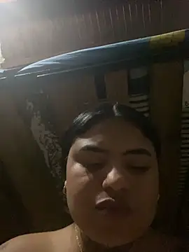 Mels  online show from November 30, 2025, 3:38 pm