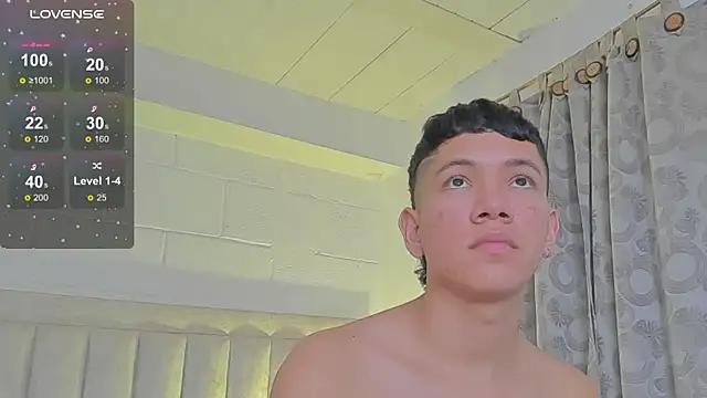 JulianRose 1 online show from January 29, 2025, 3:47 pm