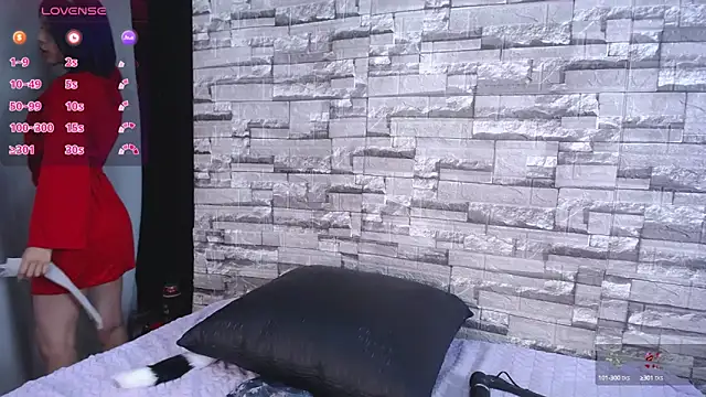 BellaOdisea online show from January 21, 2025, 11:13 pm