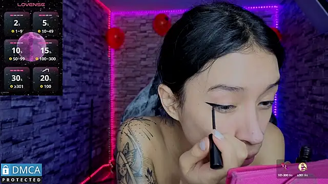 BellaOdisea online show from October 7, 2025, 8:06 pm