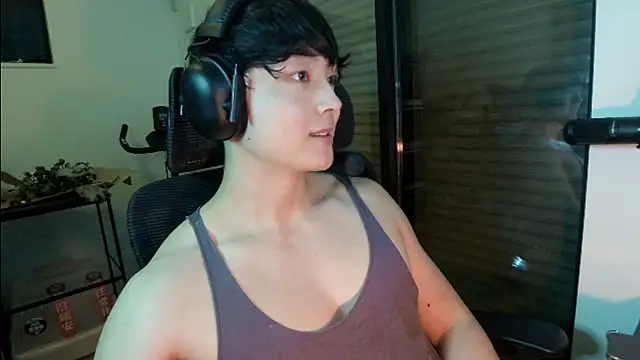 Tkcqcc online show from April 20, 2026, 2:53 pm