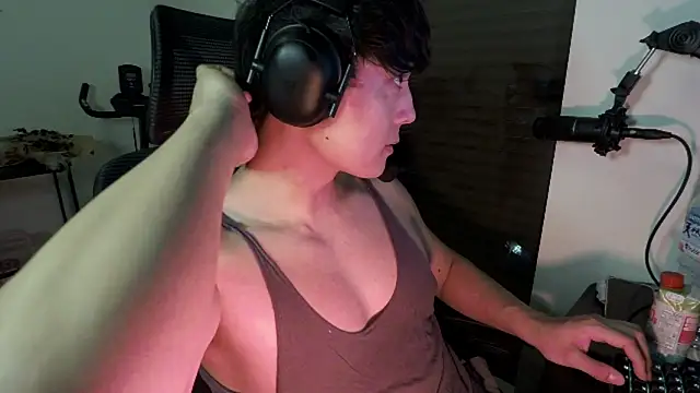 Tkcqcc online show from April 22, 2026, 2:40 pm