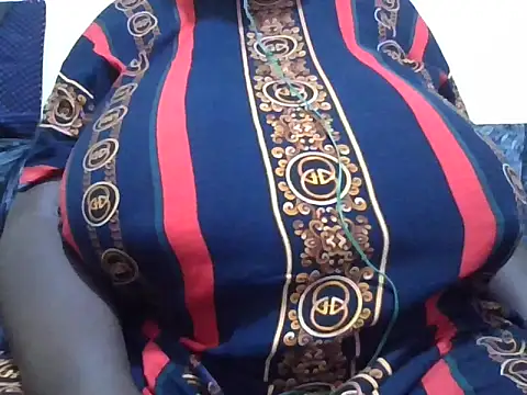 Snapshot of pritty-leila chatting on May 21, 2026, 7:54 pm pritty-leila online show from May 21, 2026, 7:54 pm