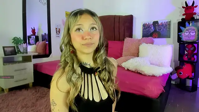 alisson zafiro  online show from January 25, 2025, 9:04 am