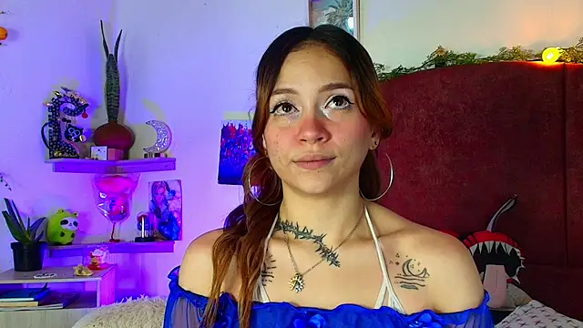 alisson zafiro  online show from April 3, 2026, 5:16 am